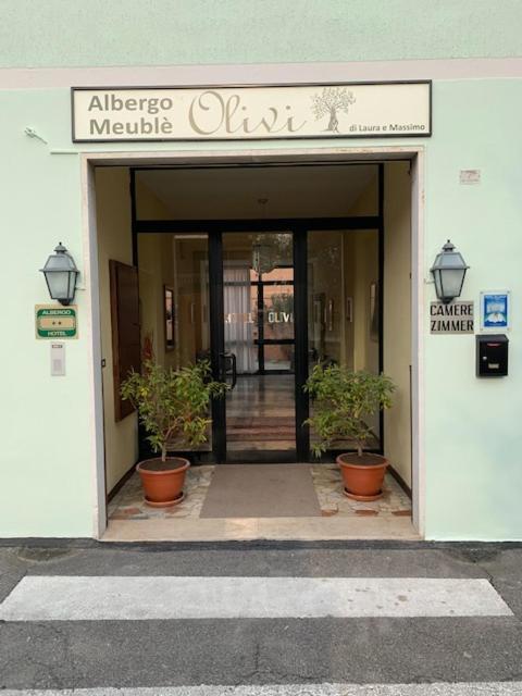 Albergo Meuble Olivi Toscolano Maderno Exteriör bild